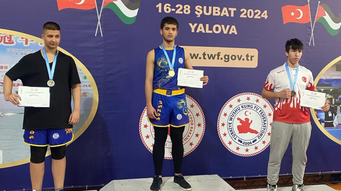 Wushu Sanda Light Sanda Türkiye Şampiyonasında Genç Erkeklerde birinci olduk
